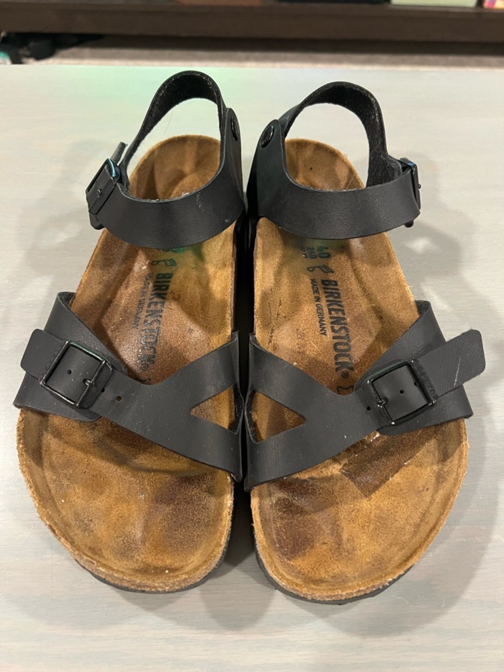 Birkenstock Rio Black Strappy Sandal - Size 40
